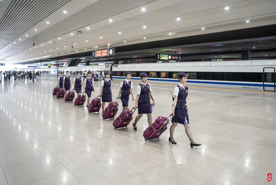 京港、沪港间高铁动卧列车夕发朝至 刚学会了粤语的“高姐”想去香港玩