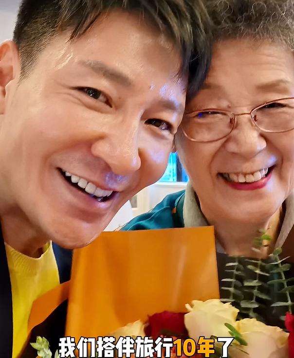 好男人李宗翰，49岁未婚未育，坚决不送母亲进养老院与其相依为命