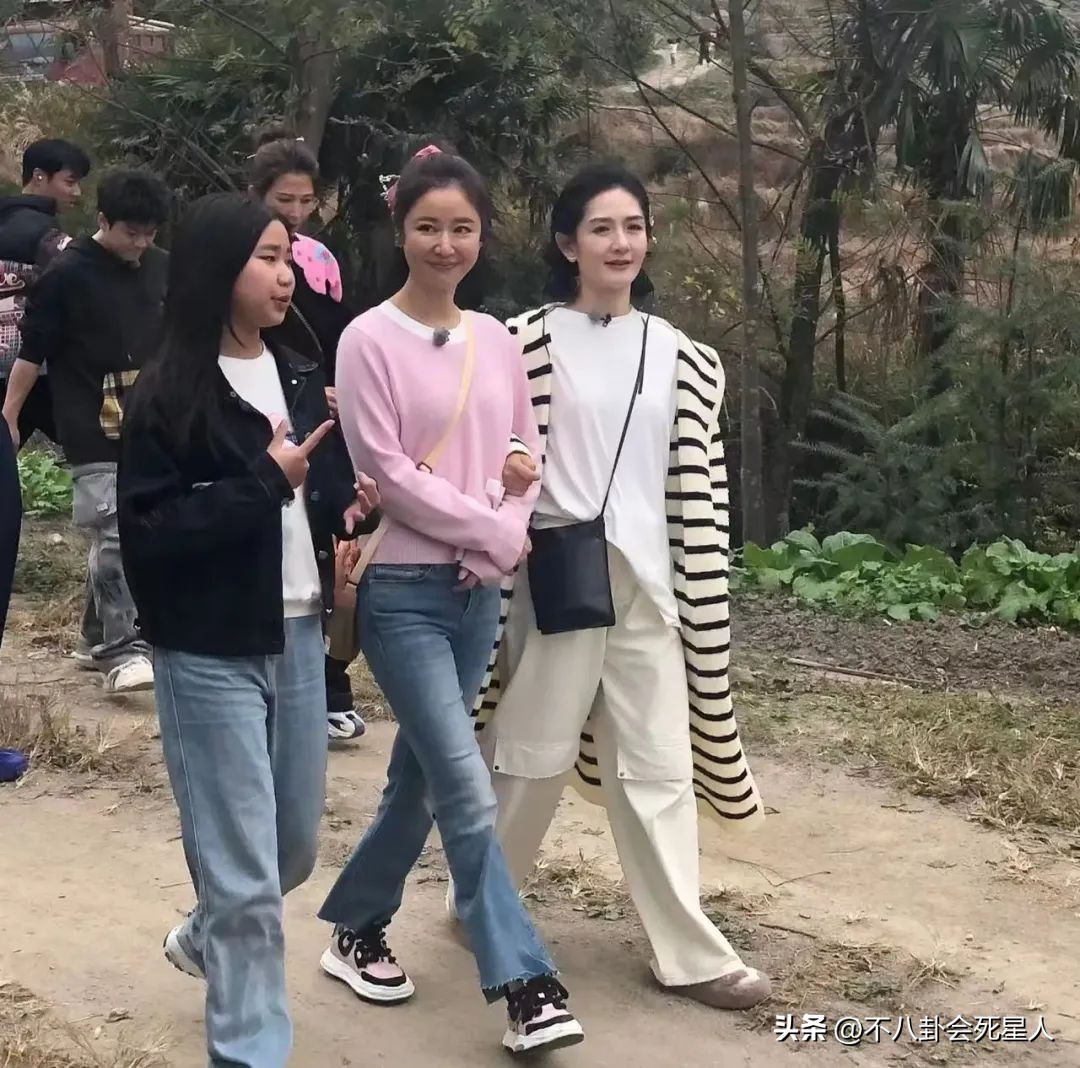 霍建华林心如结婚7年，两人近照曝光，活成了“相反”的样子