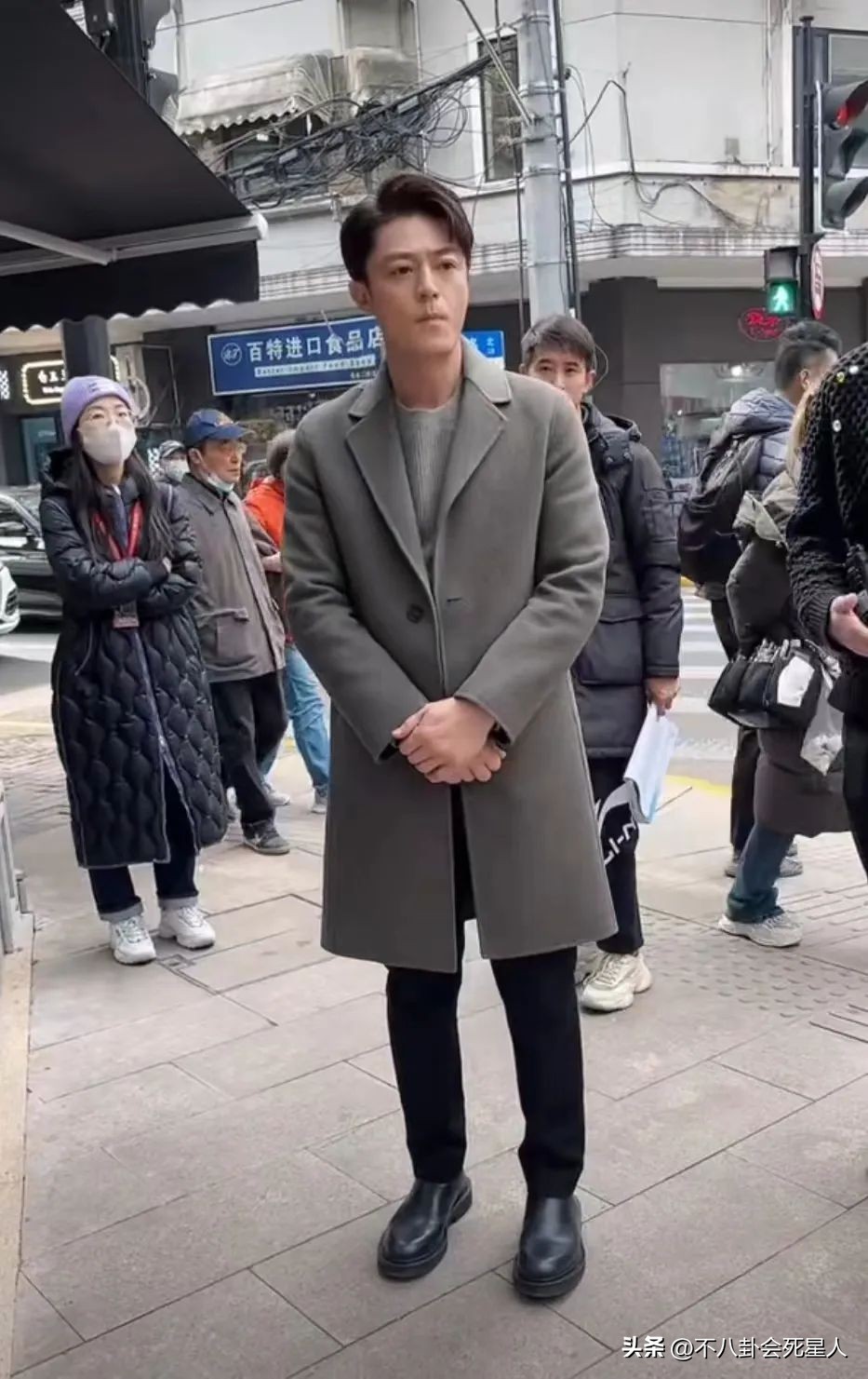 霍建华林心如结婚7年，两人近照曝光，活成了“相反”的样子