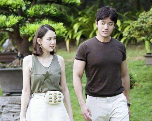 陈乔恩的“黑红上位史”，以及他“撩”过的众多男星