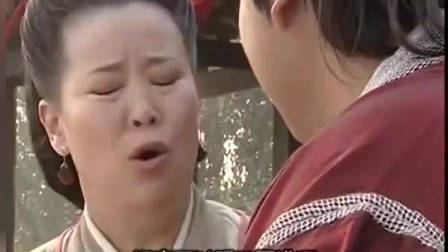 碰瓷党遇上女司机,别以为不敢撞你,男子当场被活活撞飞!