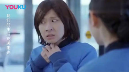 碰瓷党遇上女司机,别以为不敢撞你,男子当场被活活撞飞!