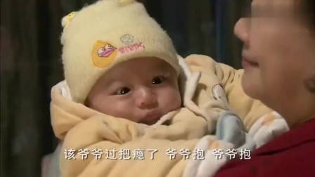 碰瓷党遇上女司机,别以为不敢撞你,男子当场被活活撞飞!