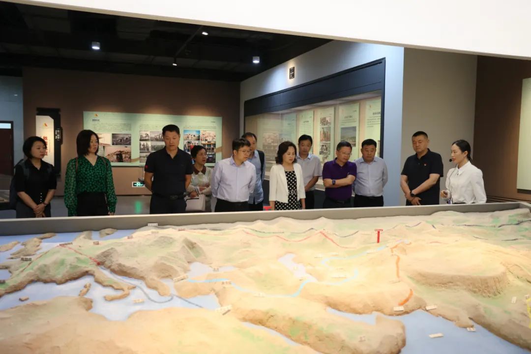 鄂博携手 助力边疆教育再上新台阶 湖北师范大学代表团来阿考察调研