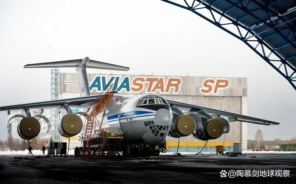 2025年俄军新伊尔-76运输机产量达到高峰,一年造出了七架