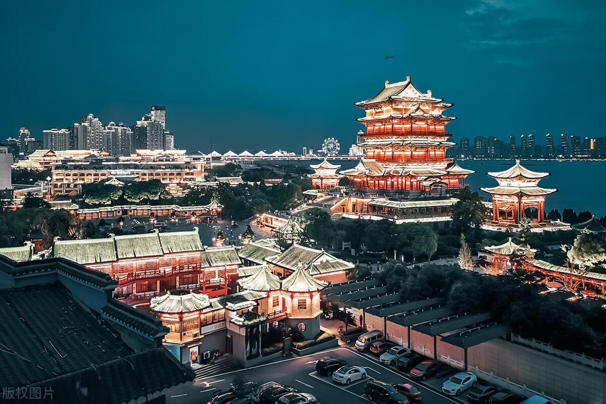 第一次来南昌怎么玩？2天1晚全攻略来了，必打卡&不踩雷，收藏！