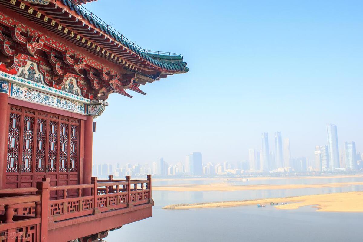 第一次来南昌怎么玩？2天1晚全攻略来了，必打卡&不踩雷，收藏！