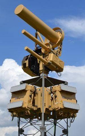 湖北武汉警方装备国产电磁步枪 反制无人机非法闯入