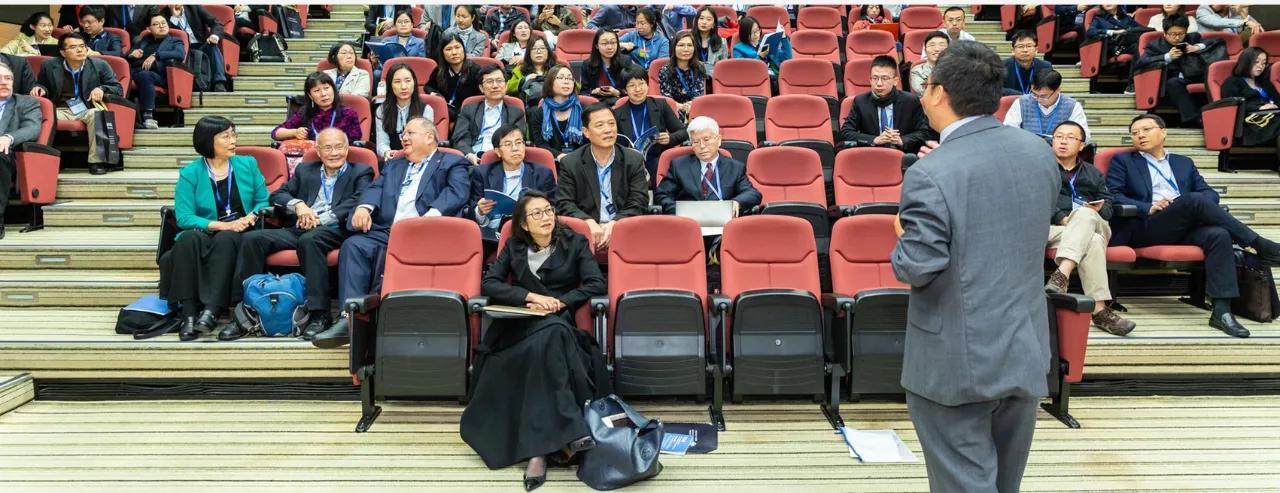 刷刷手机就能日赚数百？那不是副业，而是割韭菜！