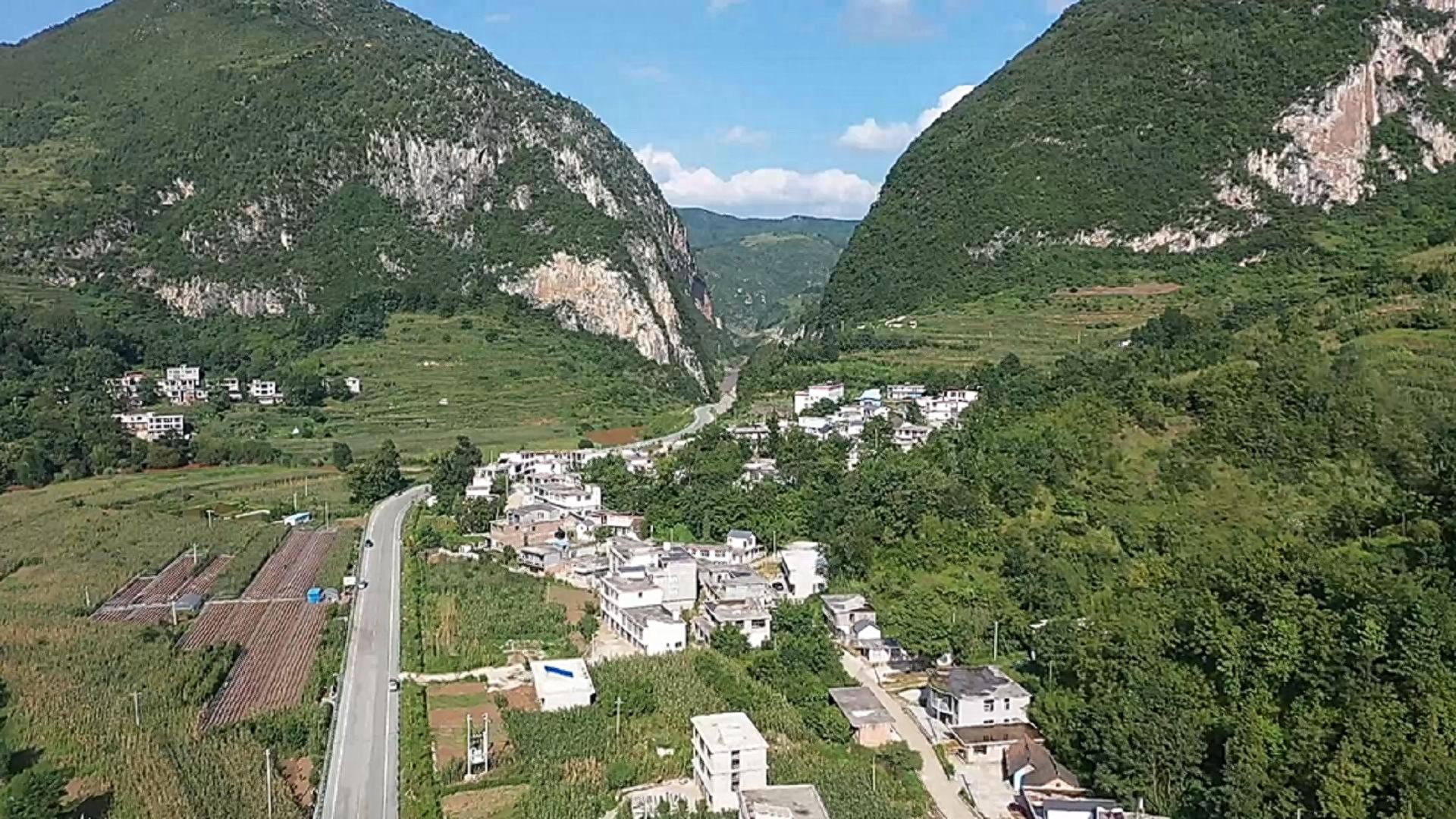 美丽家园·美丽庭院|2022模范乡村示范点——六盘水市海螺村,交通铺就小康路