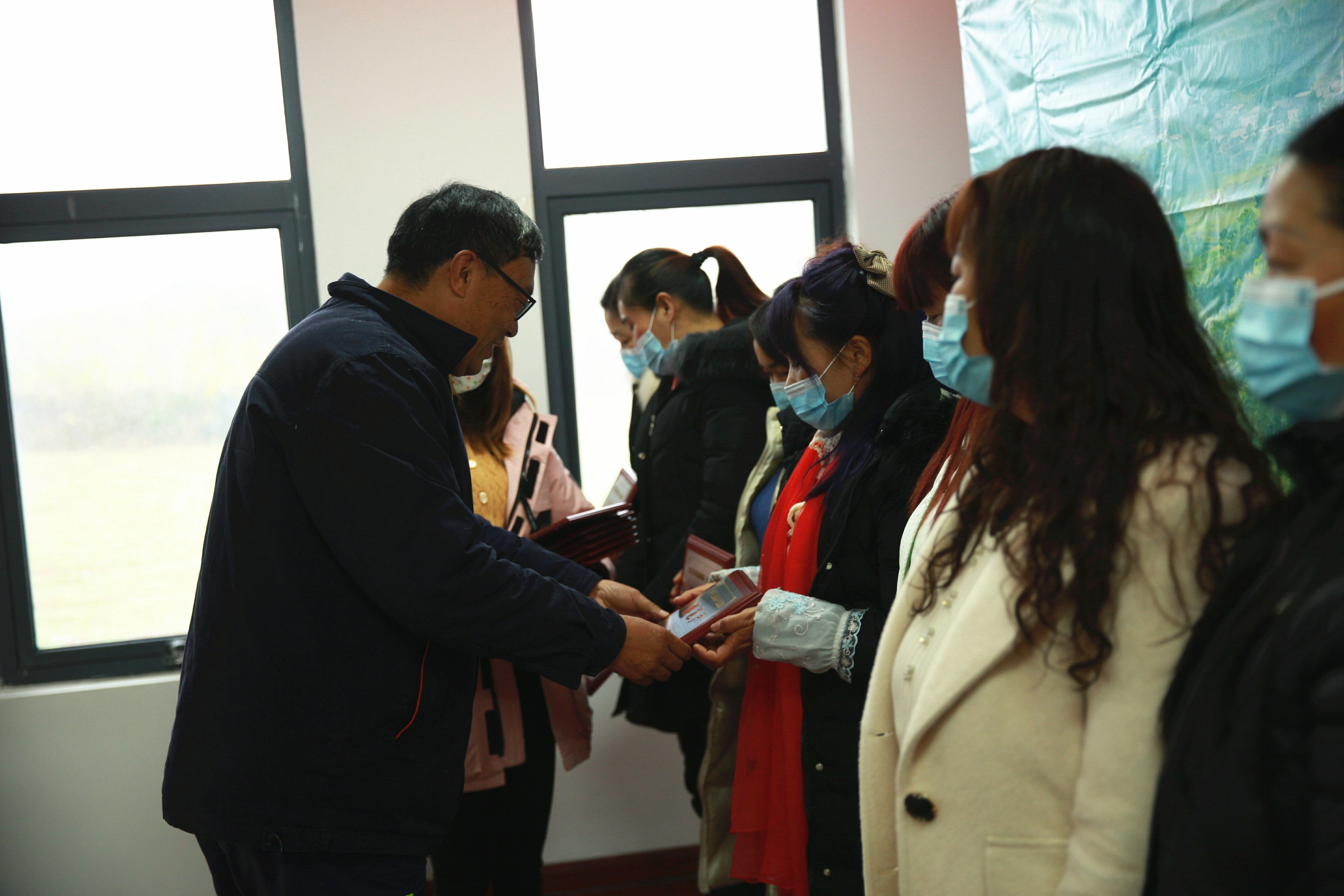 美丽家园·美丽庭院|2022模范乡村示范点——六盘水市海螺村,交通铺就小康路