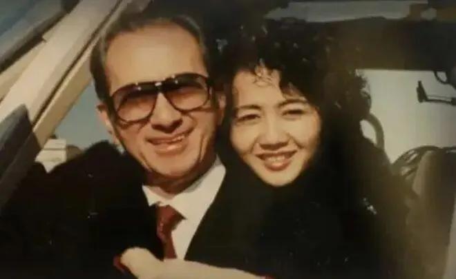 蓝琼缨病逝，何鸿燊几位太太中，蓝琼缨是独享丈夫爱最久的那位