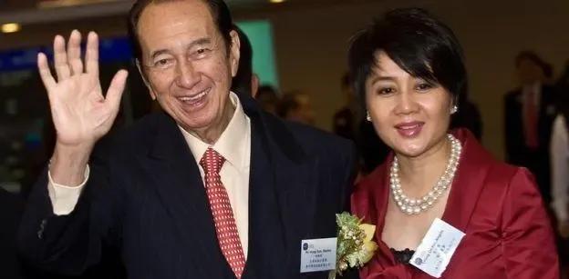 蓝琼缨病逝，何鸿燊几位太太中，蓝琼缨是独享丈夫爱最久的那位