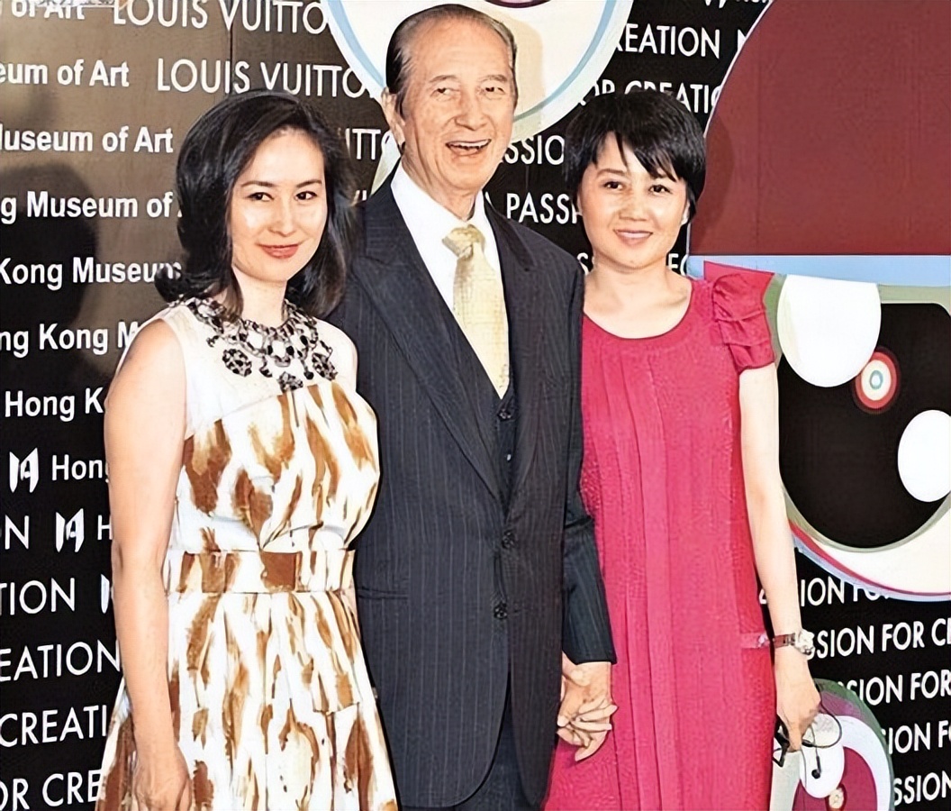 已故赌王何鸿燊二房太太离世，一生只认四个老婆，二房是大赢家