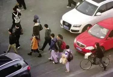 撞死碰瓷者有什么后果 看相关法律怎么说！