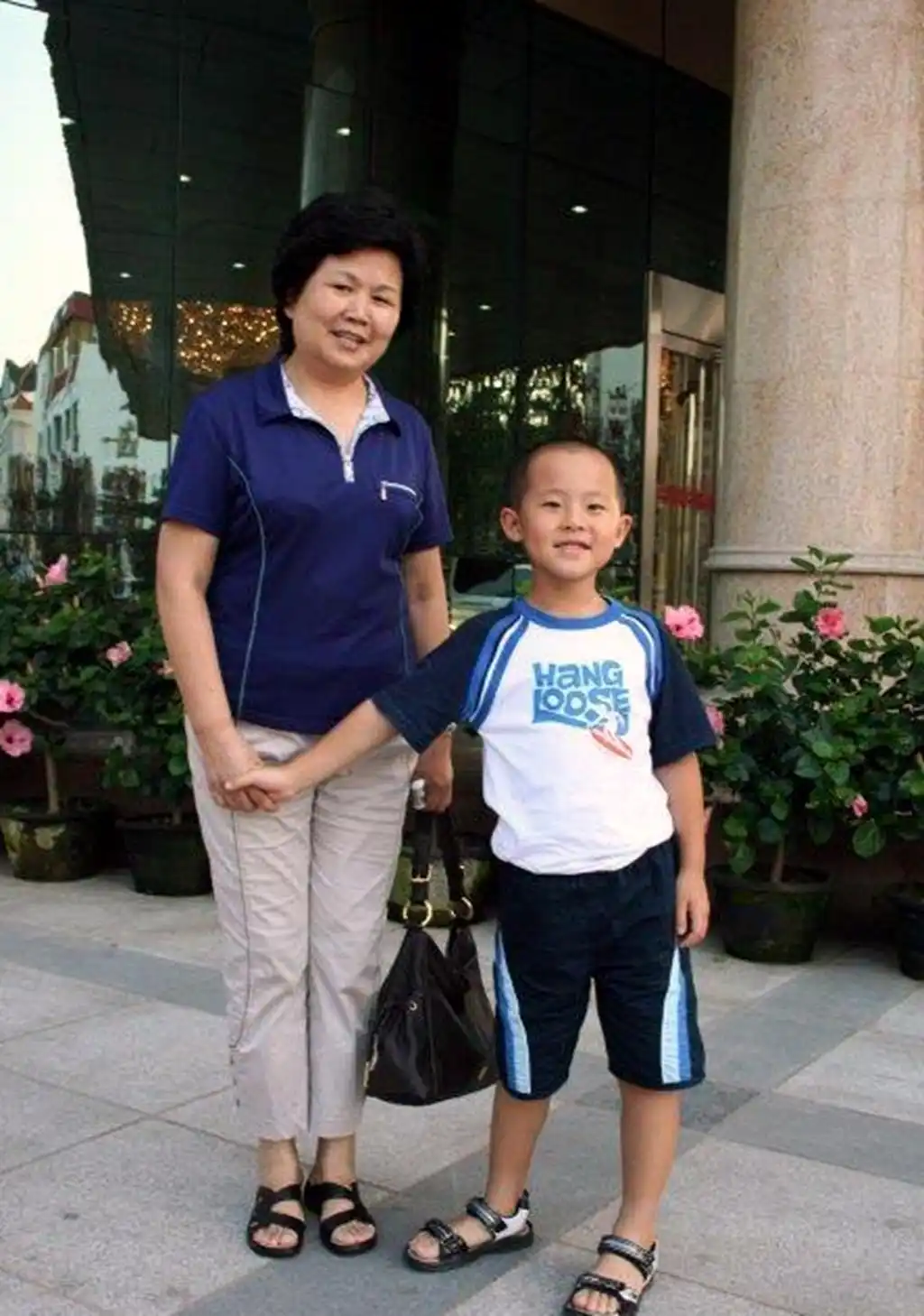 《新闻联播》前主播邢质斌：与初恋丈夫相爱一生