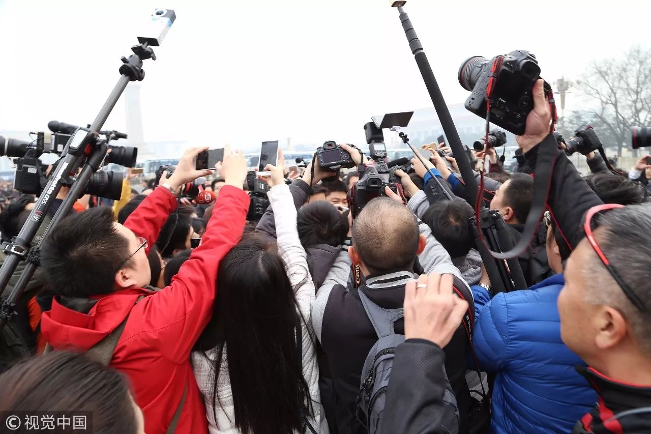 记者节丨今天，我们说自己的故事！